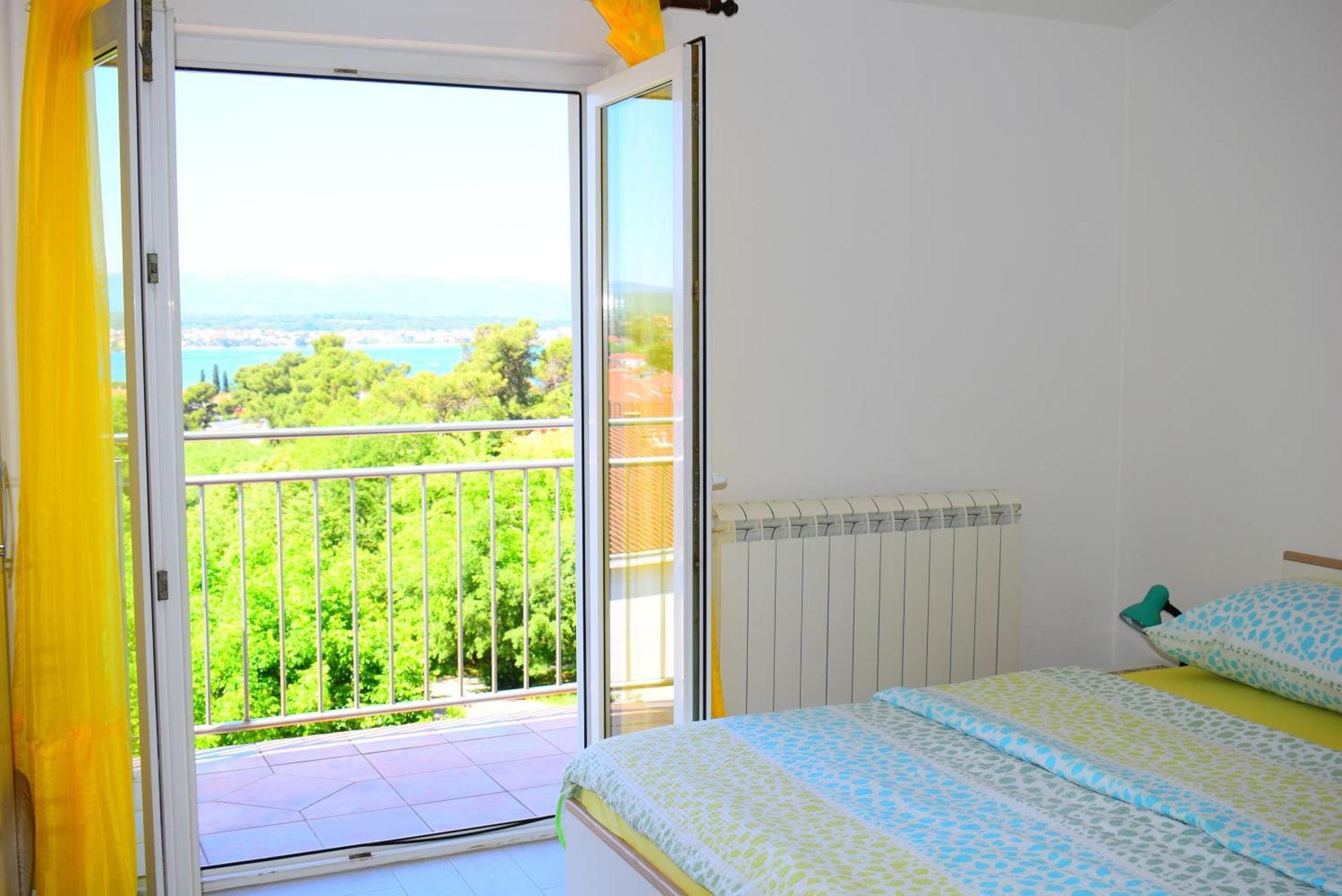 Apartments Milica مالينسكا الغرفة الصورة
