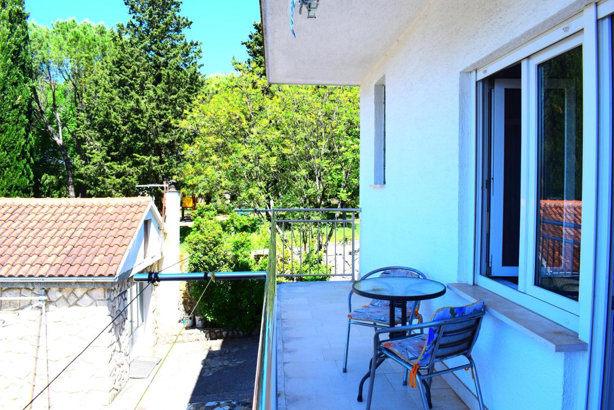 Apartments Milica مالينسكا الغرفة الصورة